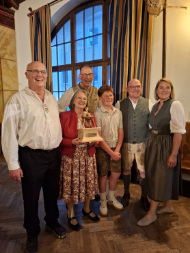 Familie Blum mit Herrn Bürgermeister Stölzle
